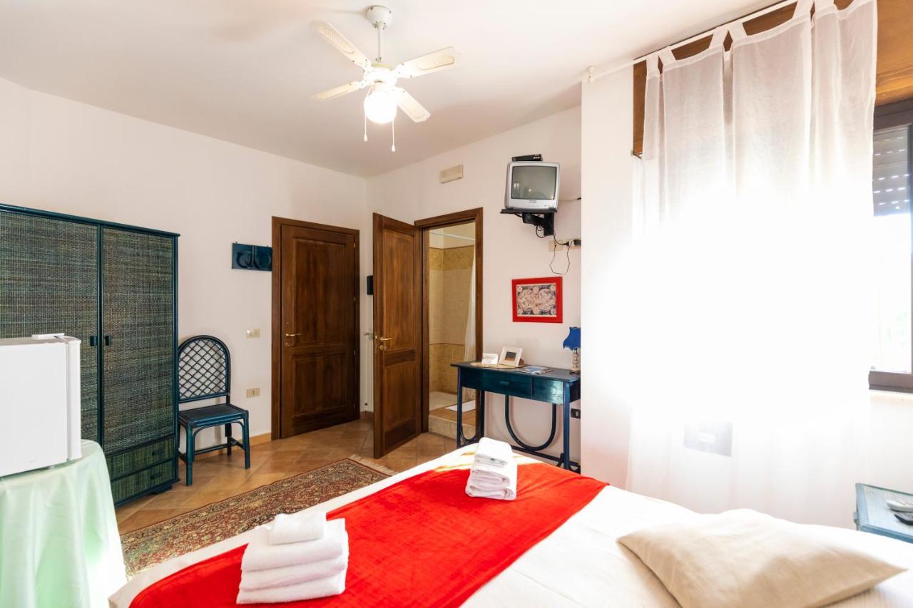 Villa Basilio Accommodation 里卡迪 外观 照片